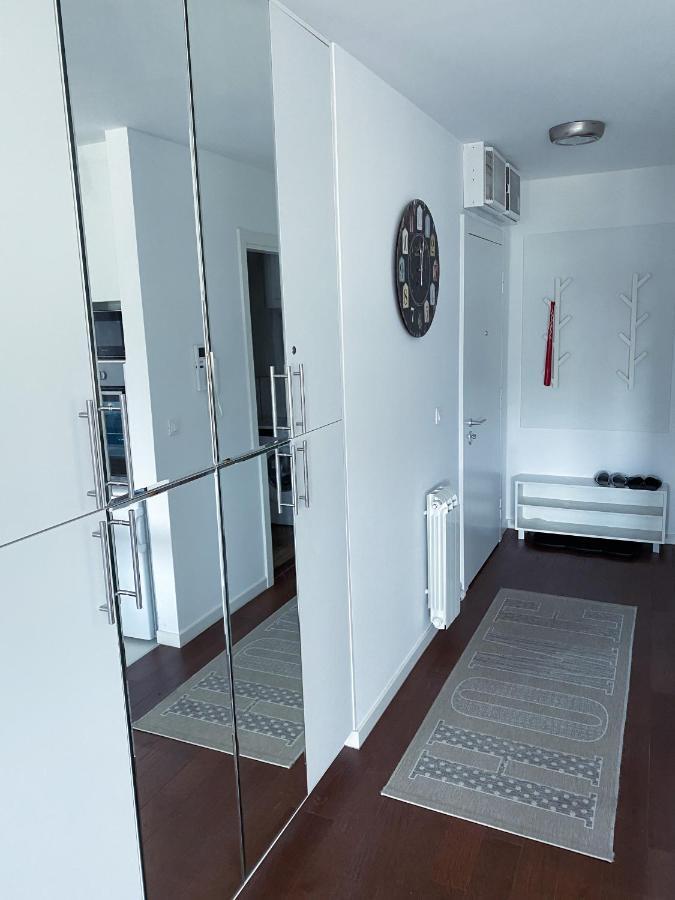 Apartment Azzurro Lux Belgrad Exterior foto